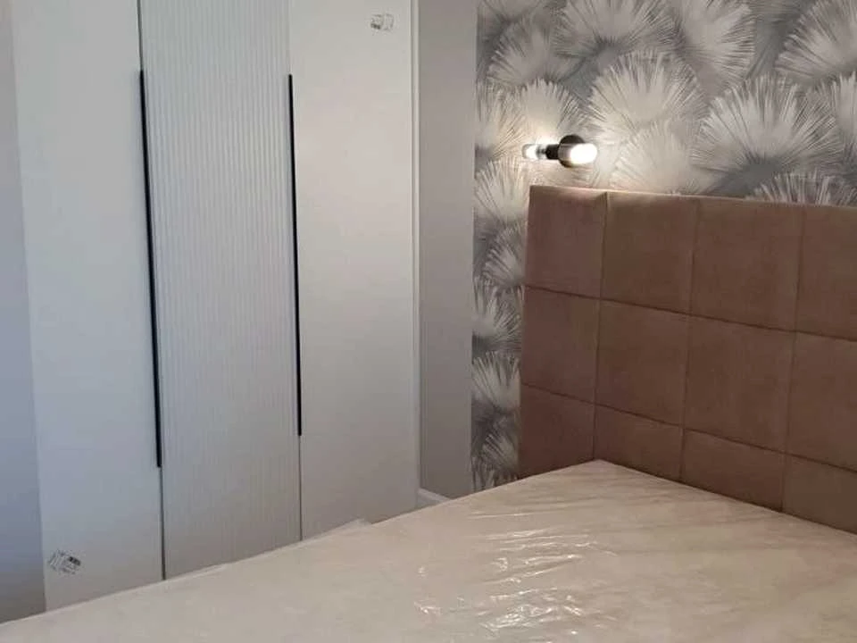 Apartment. Odessa, Красноva Street.