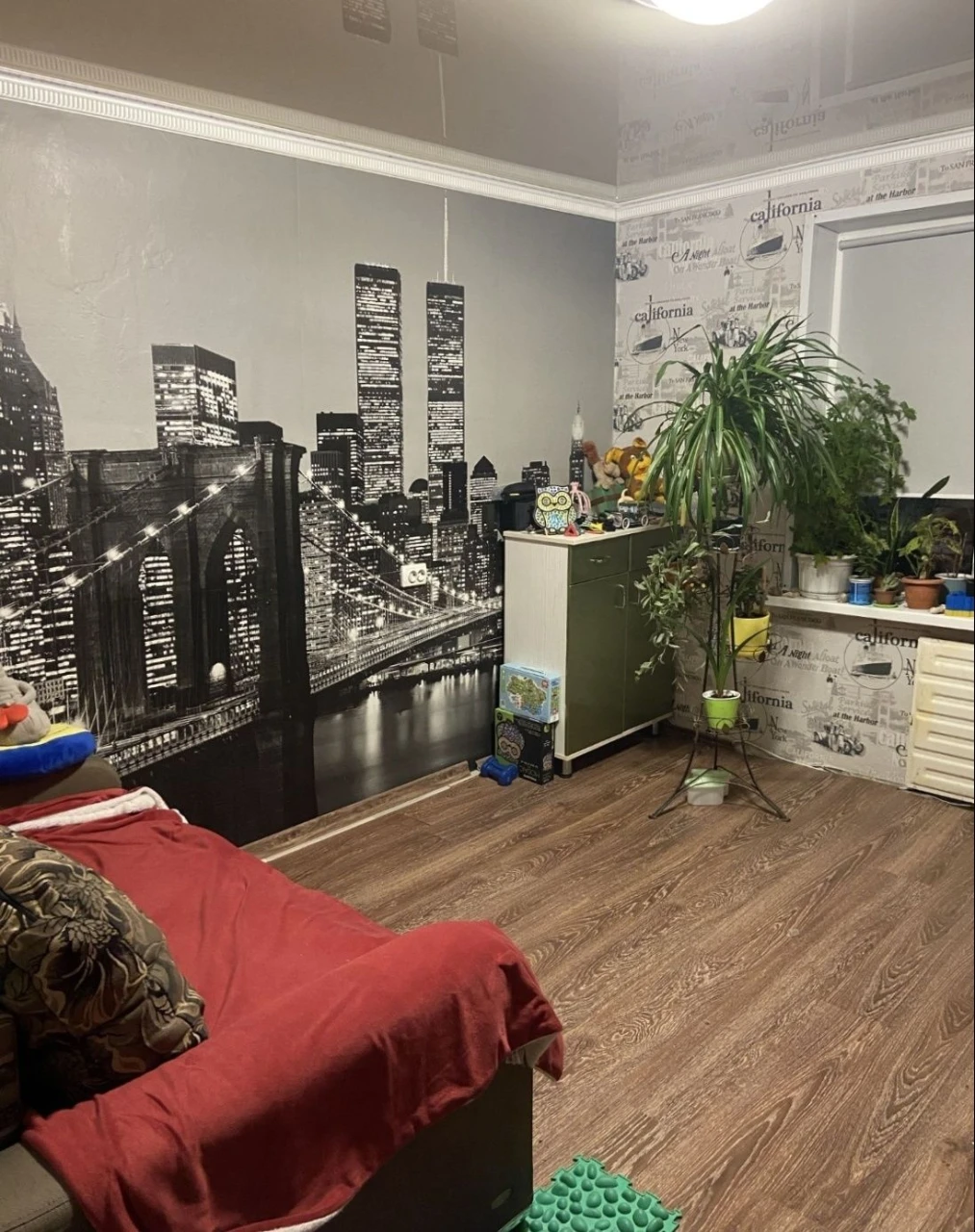 For sale 3-room apartment 8/9 floor, street Heroes 93 brigade