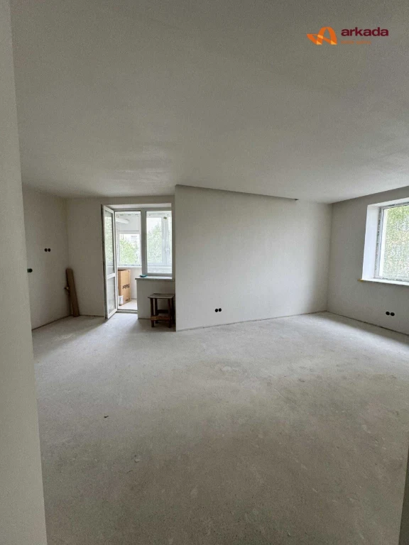 Продаю готовую 3-кімнатну квартиру. 81 м². Газове опалення.