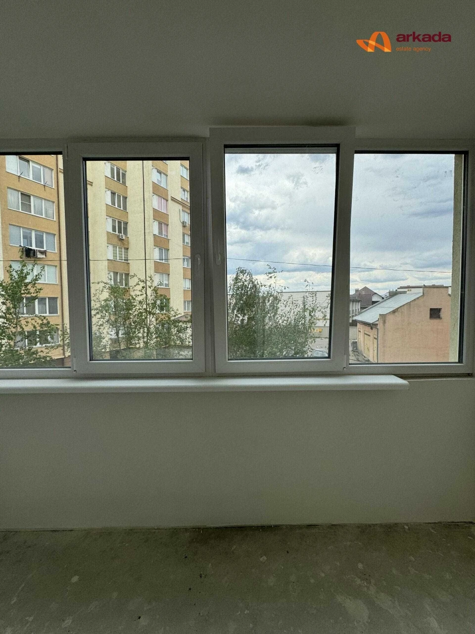 Продаю готовую 3-кімнатну квартиру. 81 м². Газове опалення.