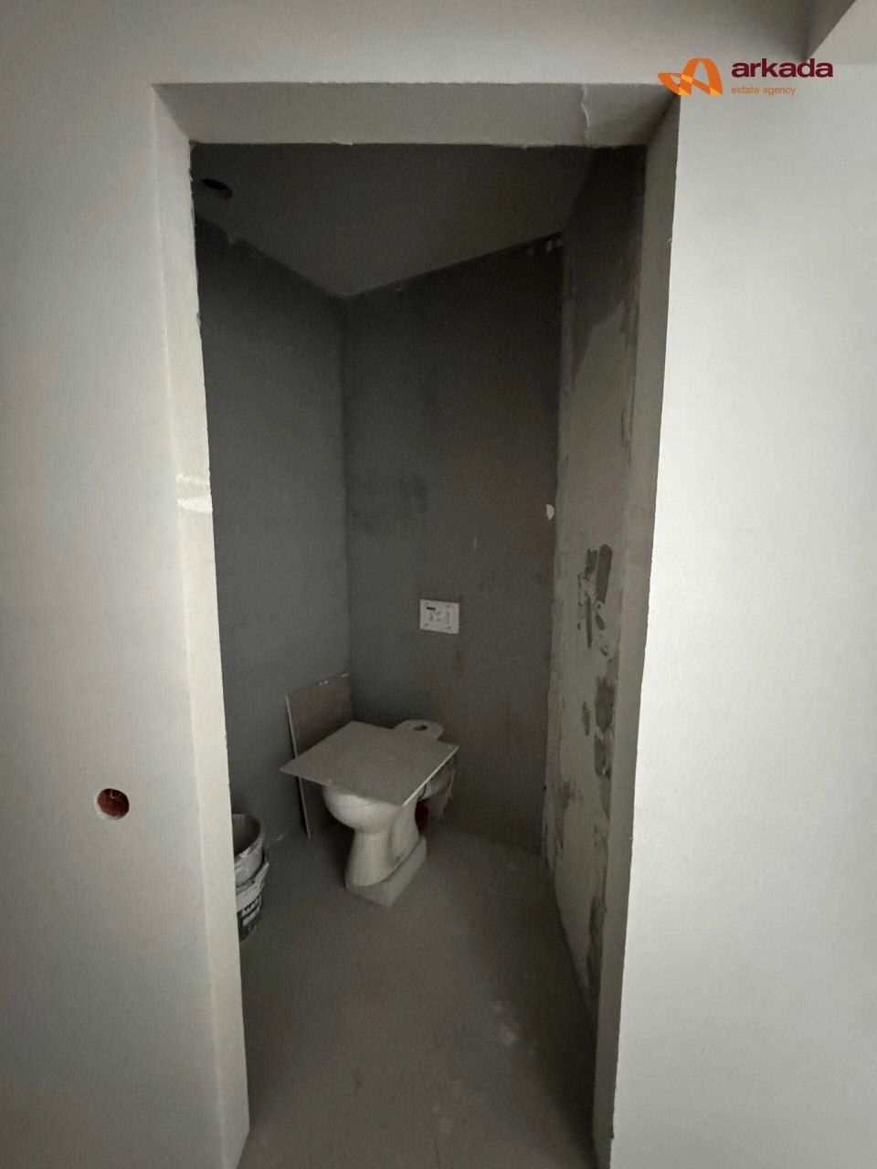 Продаю готовую 3-кімнатну квартиру. 81 м². Газове опалення.