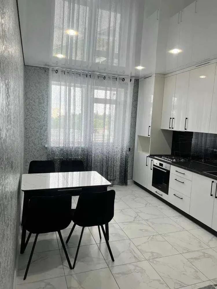 Sale of a 2-bedroom apartment on Furmanova, 2/9. New building. Individual.
