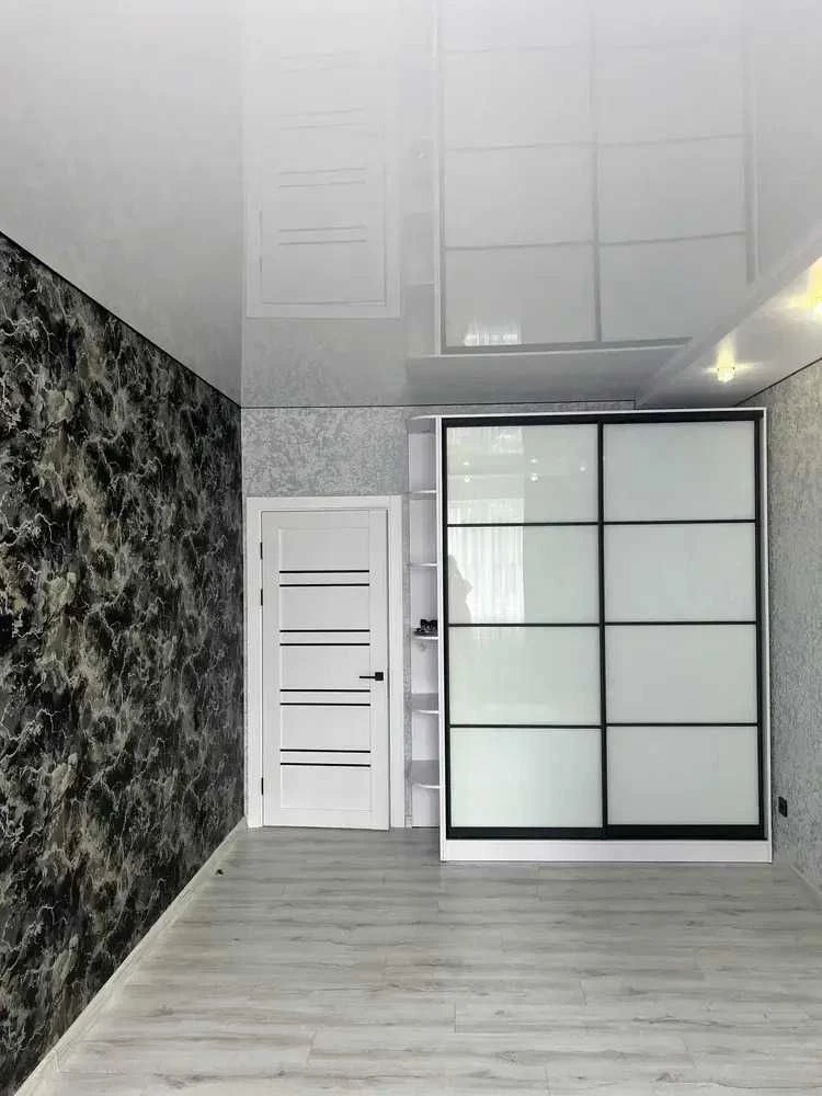 Sale of a 2-bedroom apartment on Furmanova, 2/9. New building. Individual.