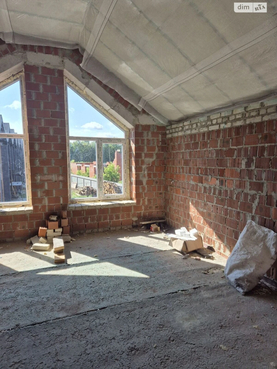 Sale of Townhouse on Lypky Street