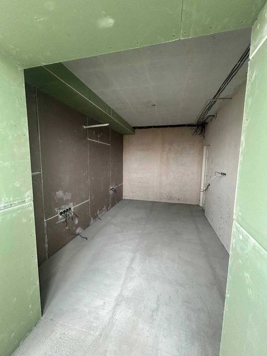 Продам четырехкомнатную квартиру на Таирова, ул. Академика Король