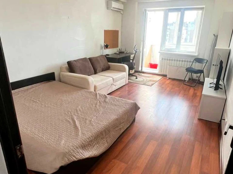 Apartment. Trostyanetska St., Kyiv