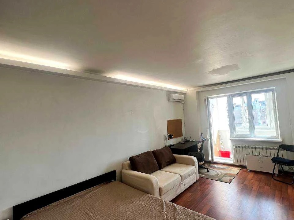 Apartment. Trostyanetska St., Kyiv