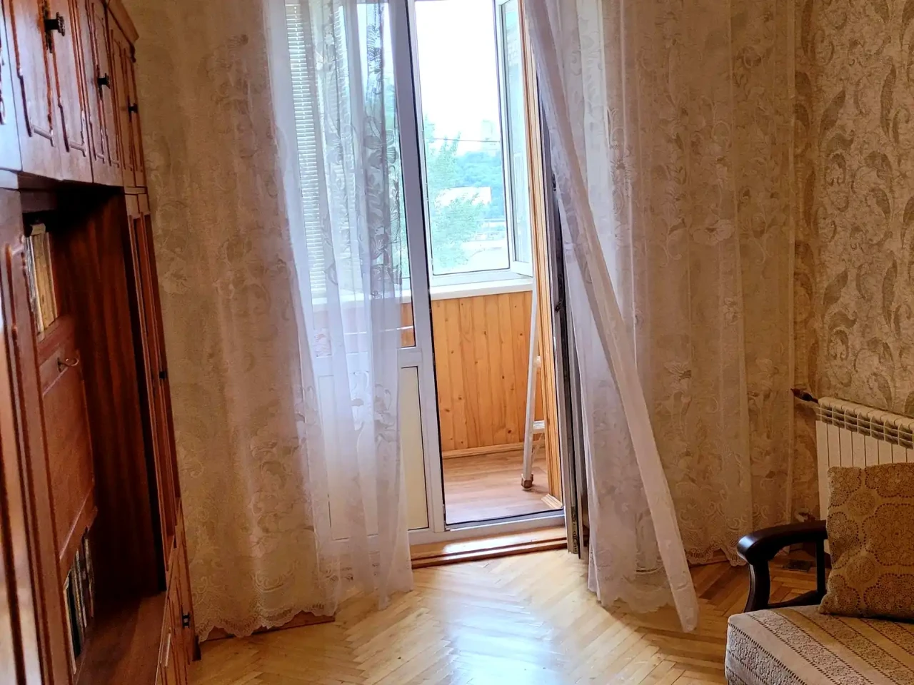 Оренда квартири 2-кімн. 50 м² 5/5 пов.