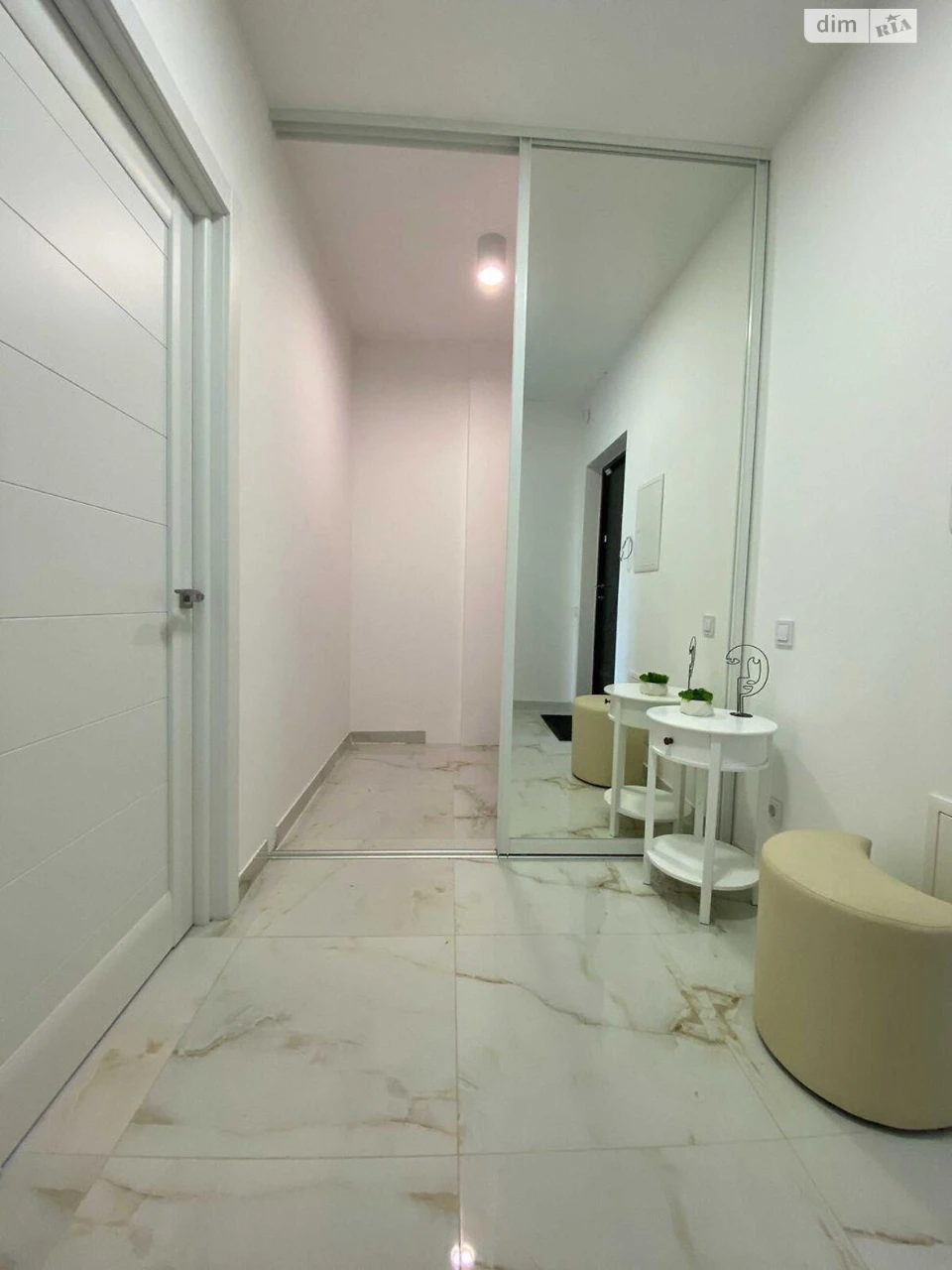 Long-Term Rental Apartment in Zhuliany