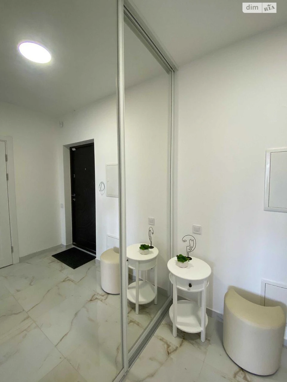 Long-Term Rental Apartment in Zhuliany