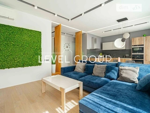Продаж 3к квартири 123 кв. м на вул. Маккейна Джона 7 • ID 3