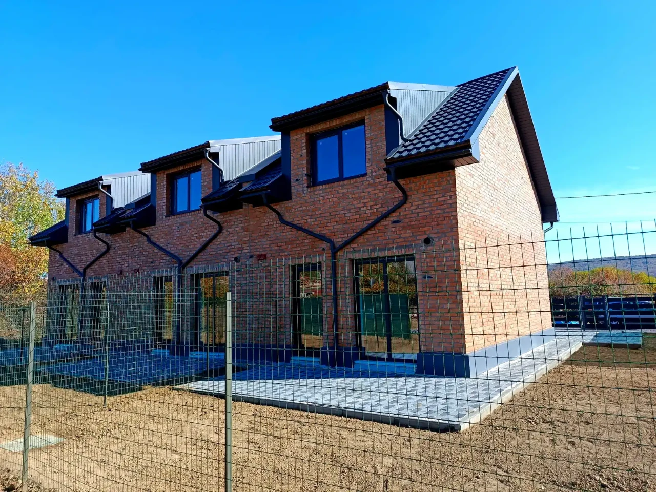 Sale of a house 80 sq m 1.7 acres