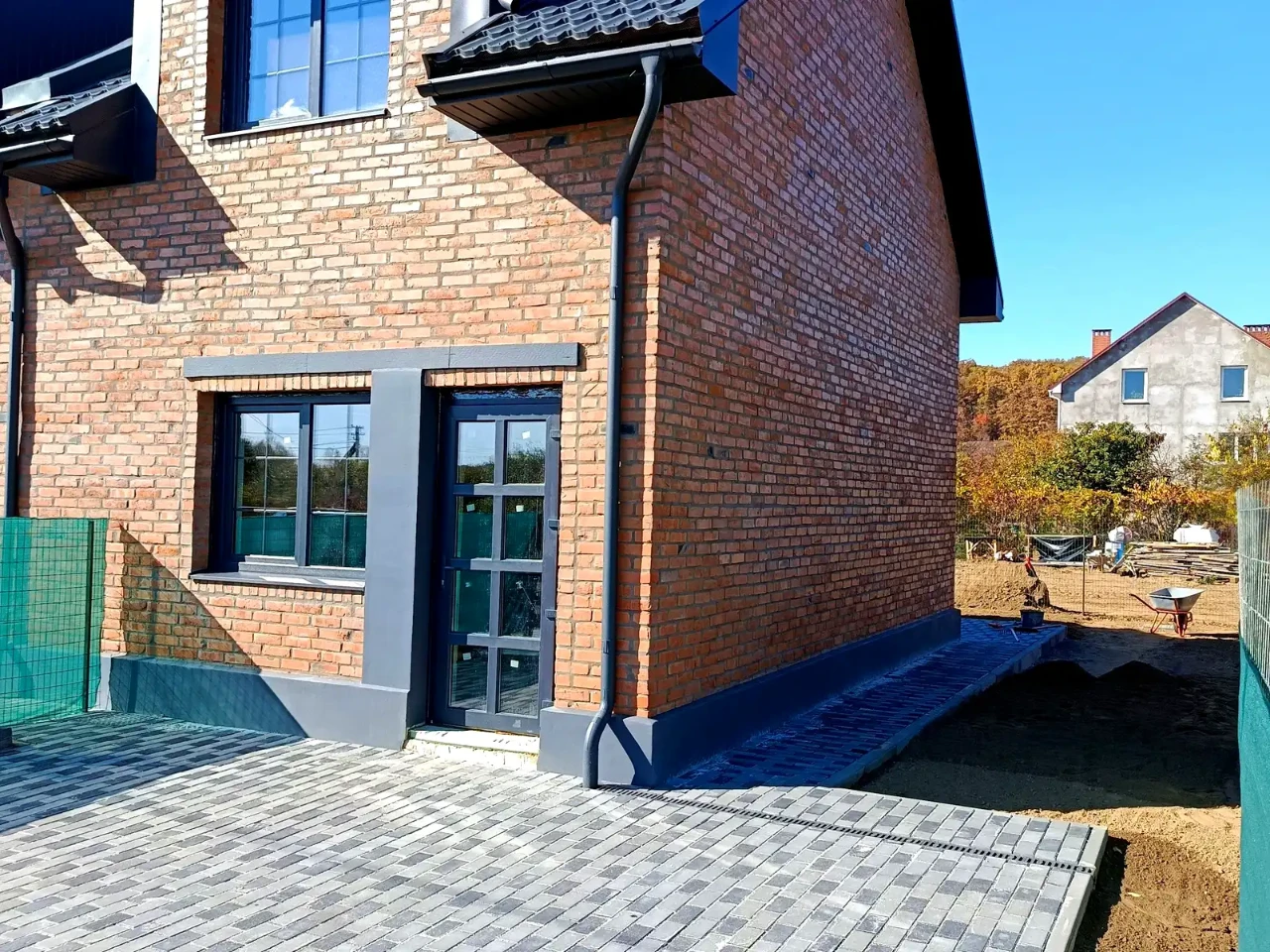 Sale of a house 80 sq m 1.7 acres