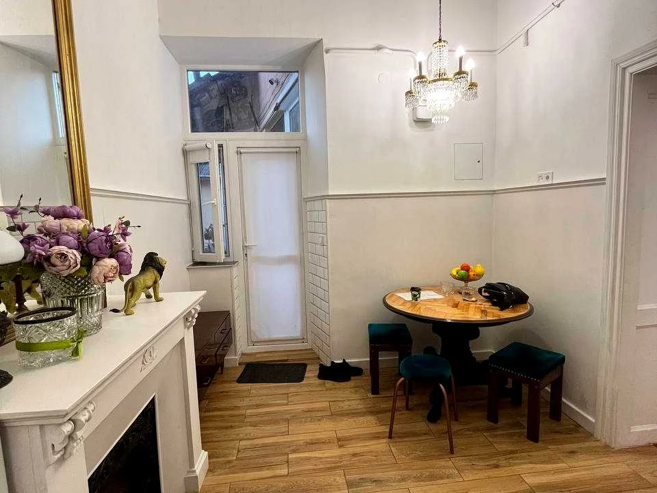Apartment. Lviv, Lychakivska Street