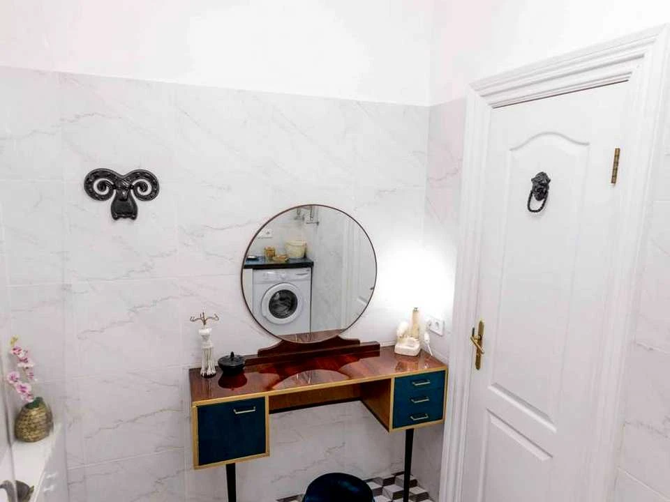 Apartment. Lviv, Lychakivska Street