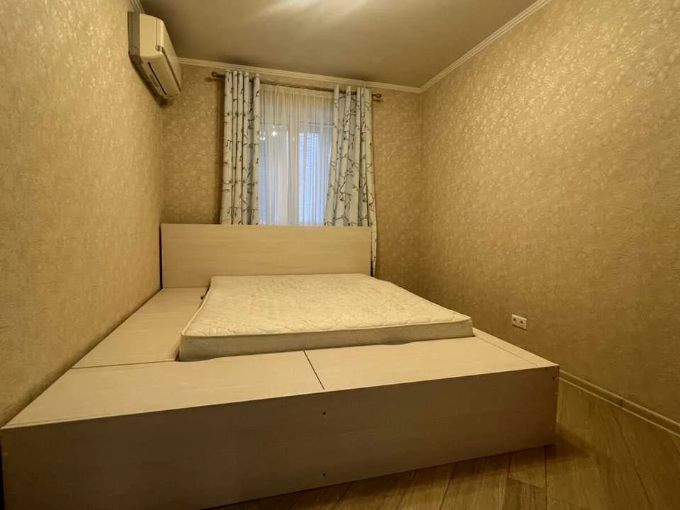 Квартира. Київ, вулиця Оріхуватська