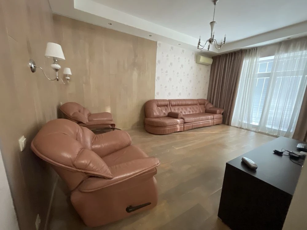 Rent 1-bedroom apartment in the Center, Kyiv, Kostelna Street, 10, Europe