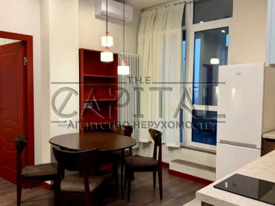 Apartment. Nagirna st., Kyiv