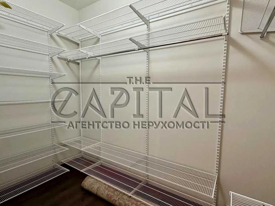 Apartment. Nagirna st., Kyiv