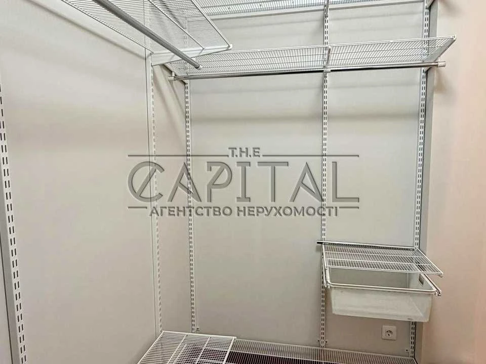 Apartment. Nagirna st., Kyiv
