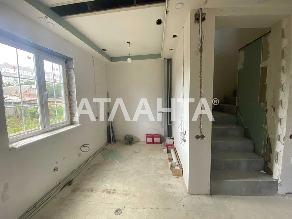 An alternative to an apartment! New house Place for cars Gosakt Vuzov
