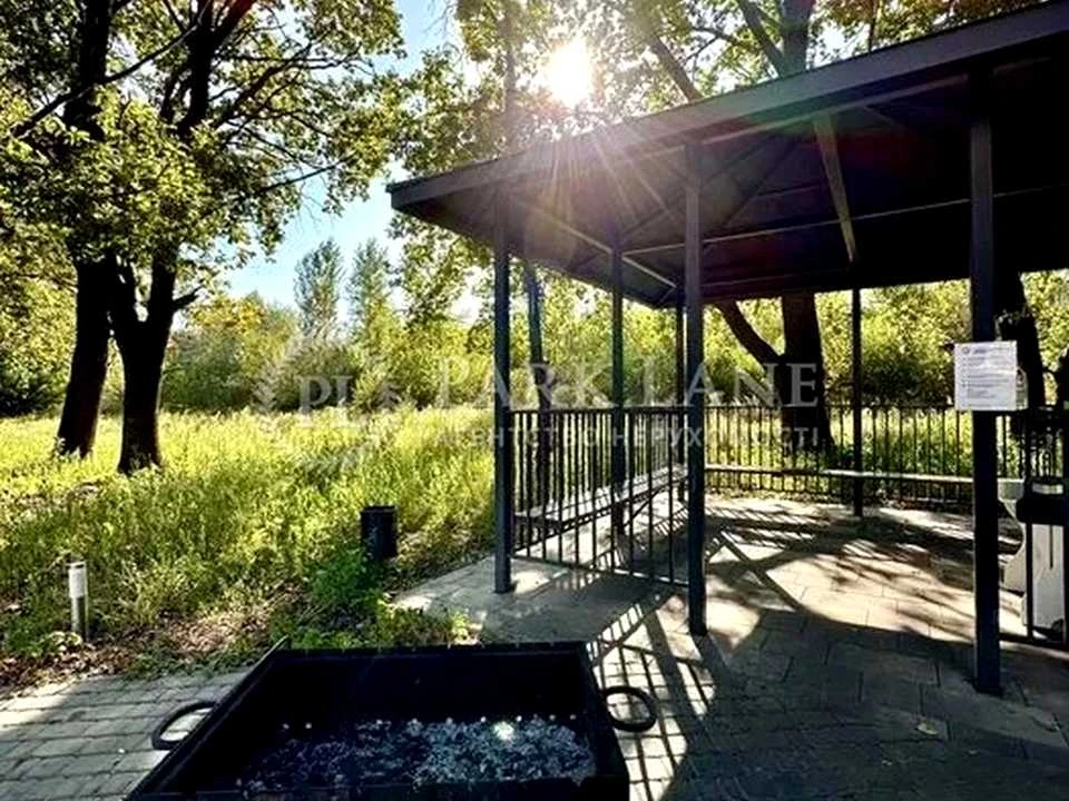 Квартира. Київ, Дубищанська вул.