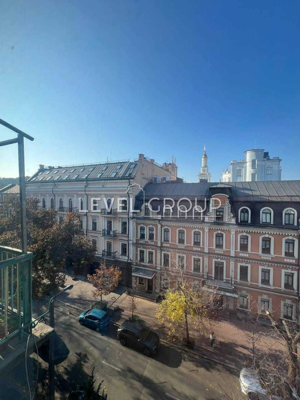 2-кімнатна квартира на Подолі | 60 м² | 5/5 | Цегляна сталінка