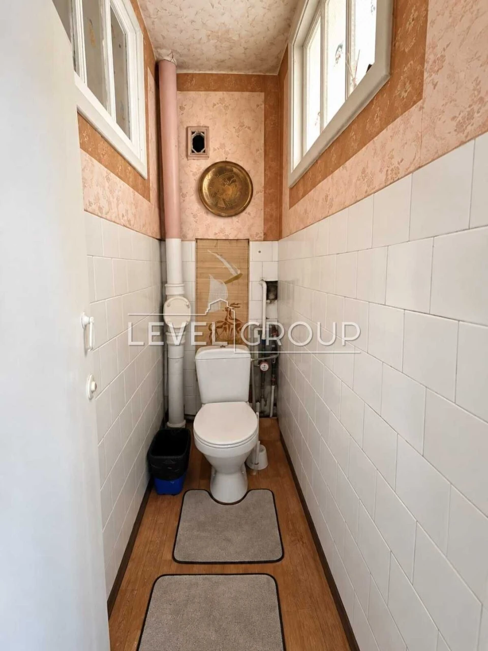 2-кімнатна квартира на Подолі | 60 м² | 5/5 | Цегляна сталінка