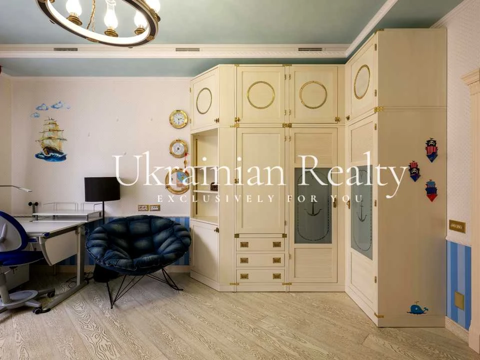 Квартира. Київ, Оболонська набережна вул.