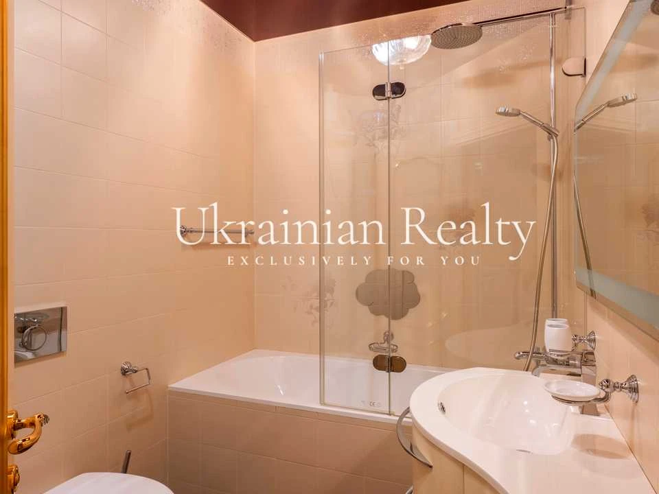 Квартира. Київ, Оболонська набережна вул.