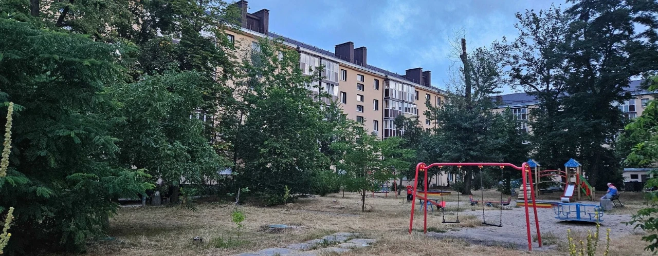Prospect. Svodoby 10, Vinohradar, Retrovil, Nivki, Viatryany Го