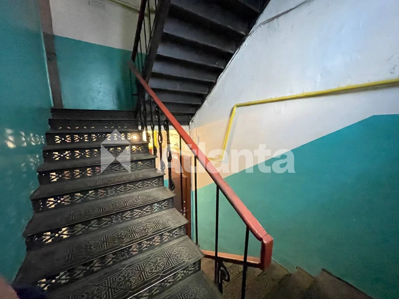 Продам двухкомнатная квартира вблизи Центра