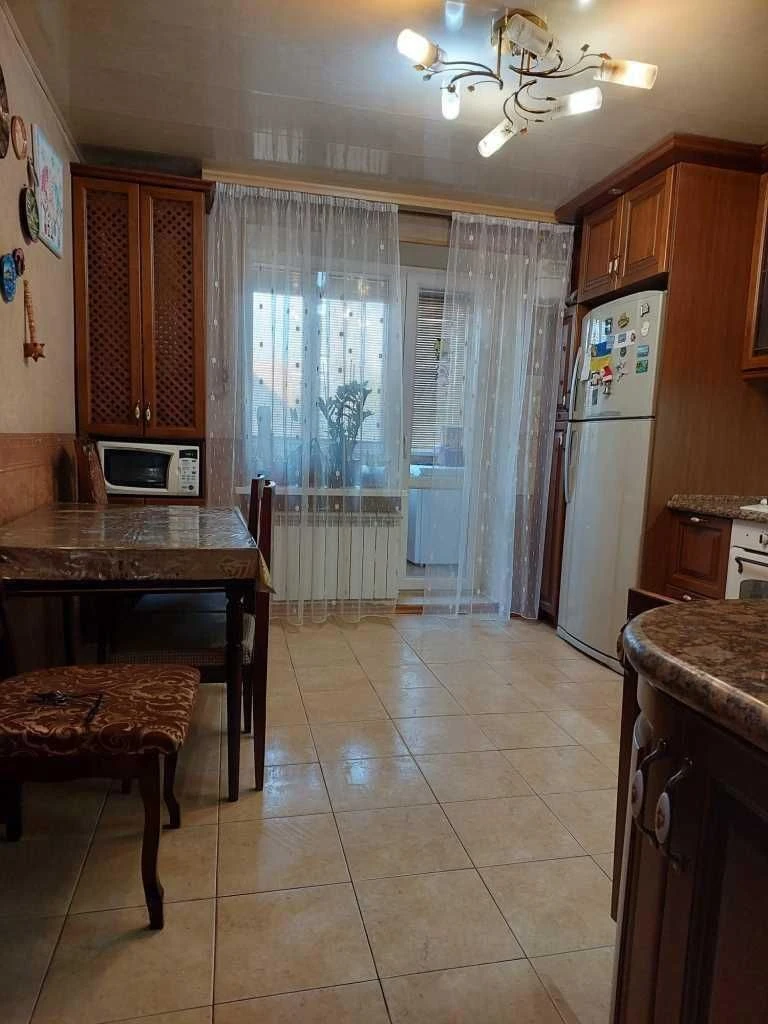Two-room apartment, ready to move in today!