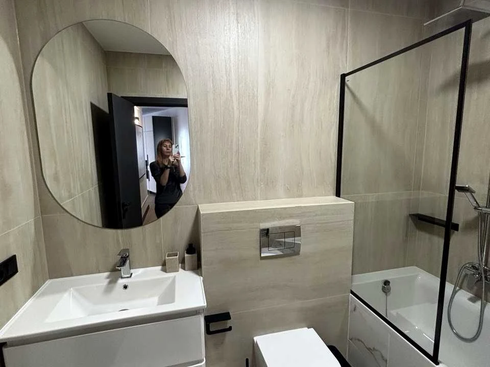 Apartment. Viktor Nekrasova st., Kyiv