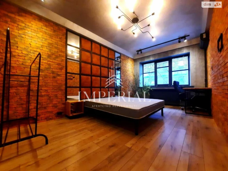Long-Term Rental Apartment, Holosiiv