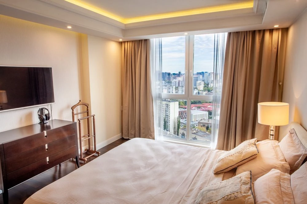 Apartment with panoramic view of Holosiivsky Park in ЖК Park