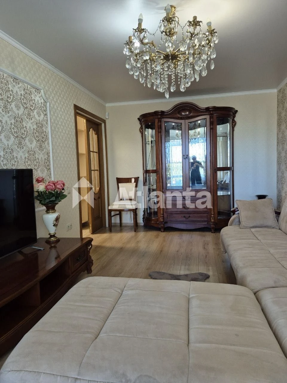 2-bedroom apartment with renovation, European Center street