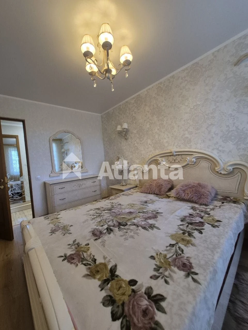 2-bedroom apartment with renovation, European Center street