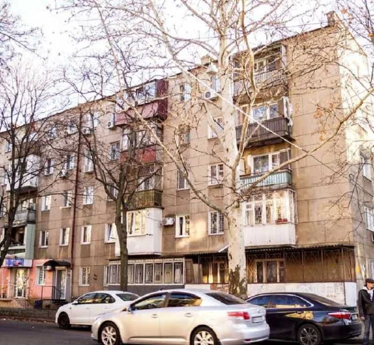 Продам 3-комнатную квартиру на Большом Фонтане | Сегедская /
