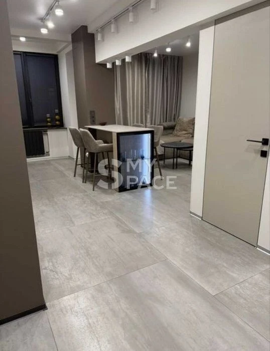 2-room apartment, Center, B. Khmelnytskyi, University