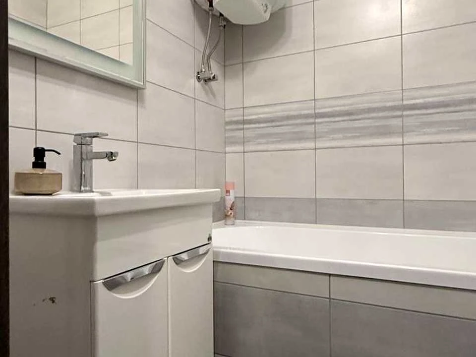 Apartment. Ivano-Frankivsk, Stepan Bandery Street