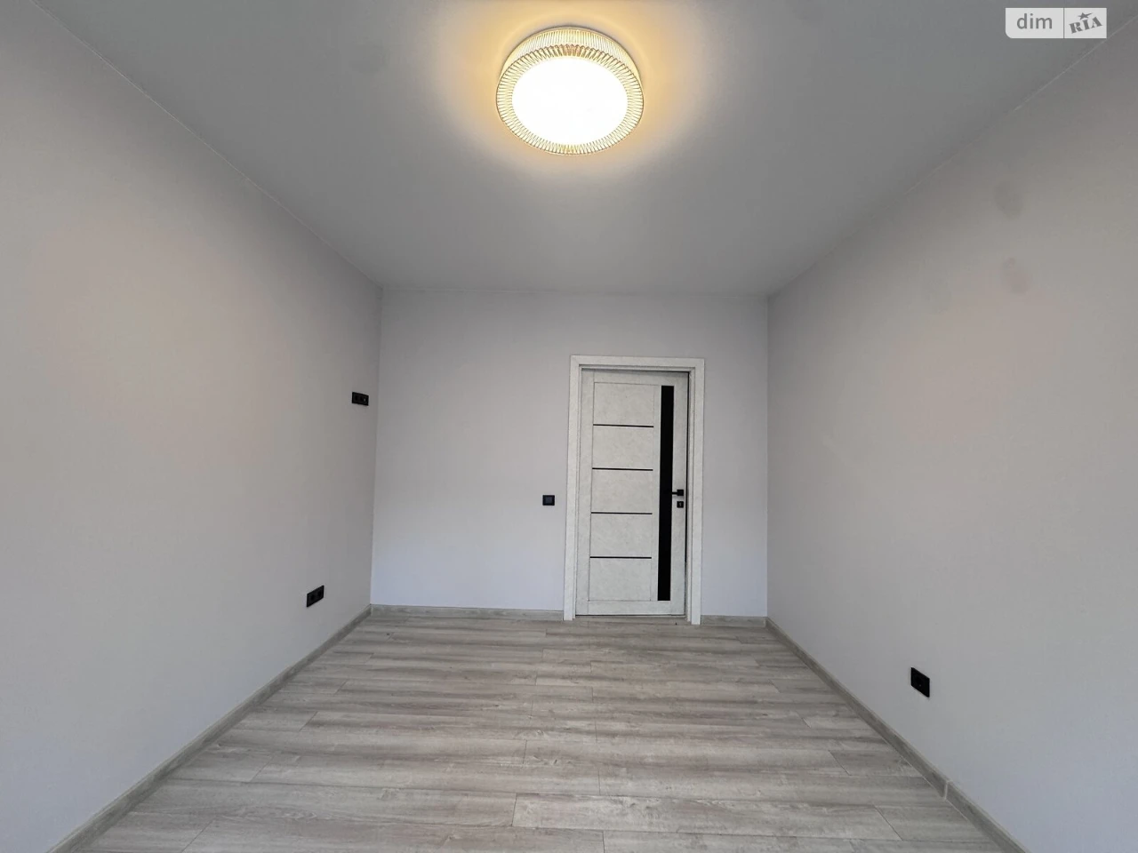 Apartment for Sale - Pasichna