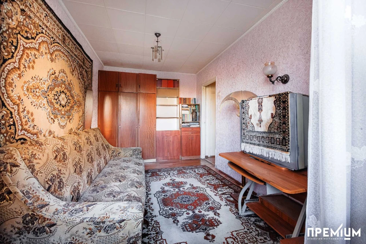 Sale of a 2-room apartment