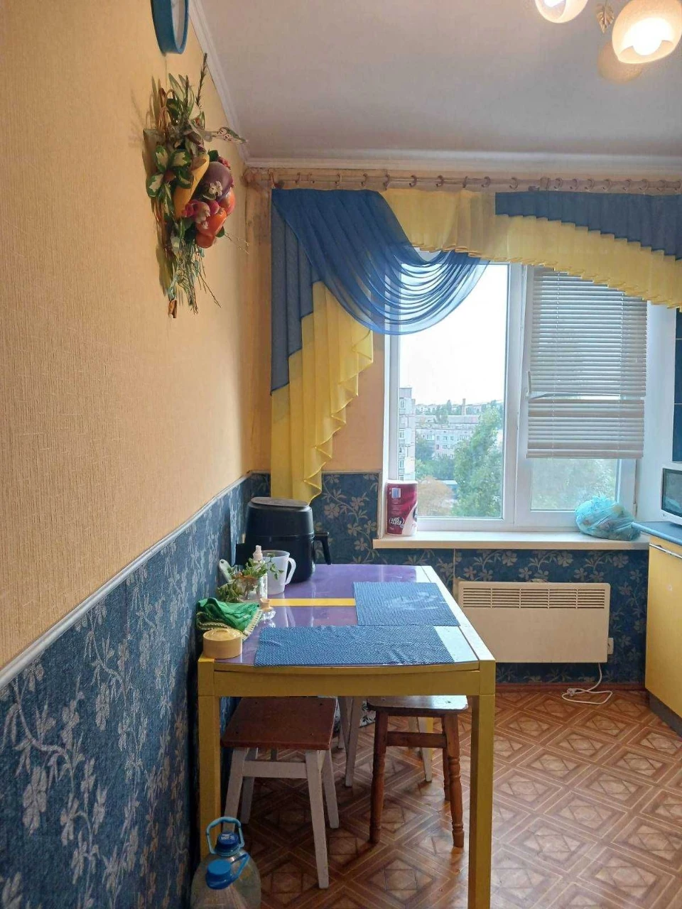 3-bedroom apartment for sale on Volkova
