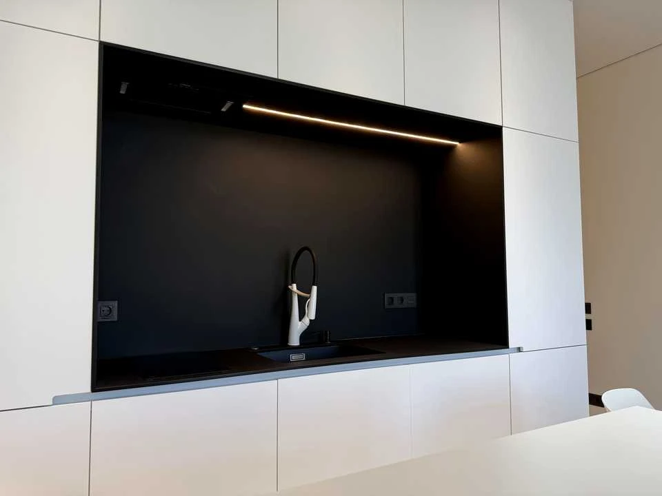 Apartment. Kyiv, Saperne Pole Street
