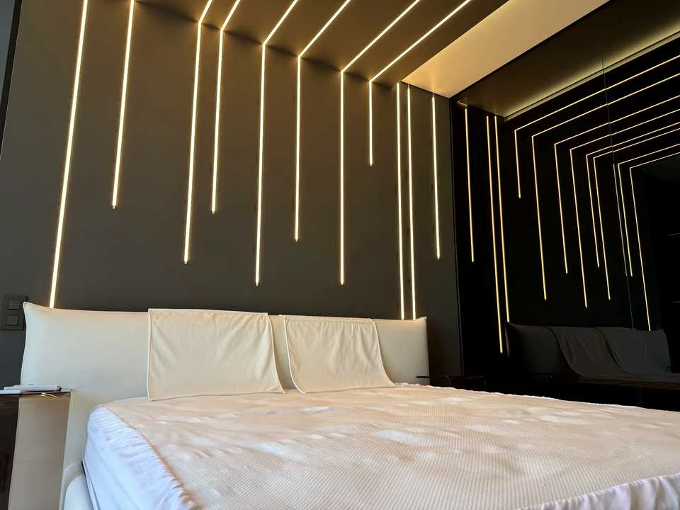 Apartment. Kyiv, Saperne Pole Street