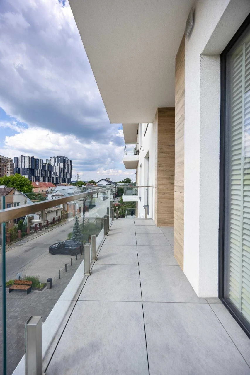 Sale / 2 Apartment / Designer Renovation / Princess Olga Street / Balt