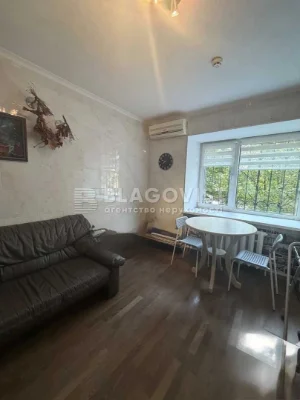 Best Offer! Sale of a 2-bedroom apartment of 88.4 sq m on Baidi-Vishnevytsky Street