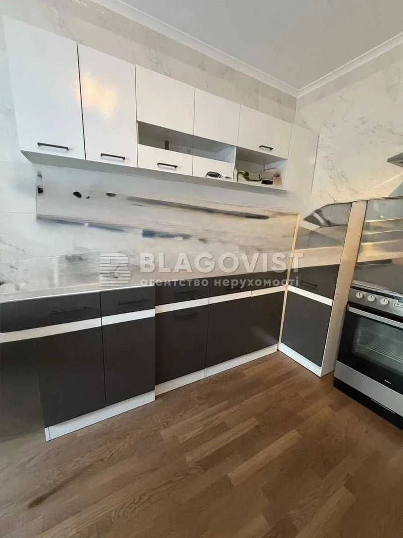 Best Offer! Sale of a 2-bedroom apartment of 88.4 sq m on Baidi-Vishnevytsky Street