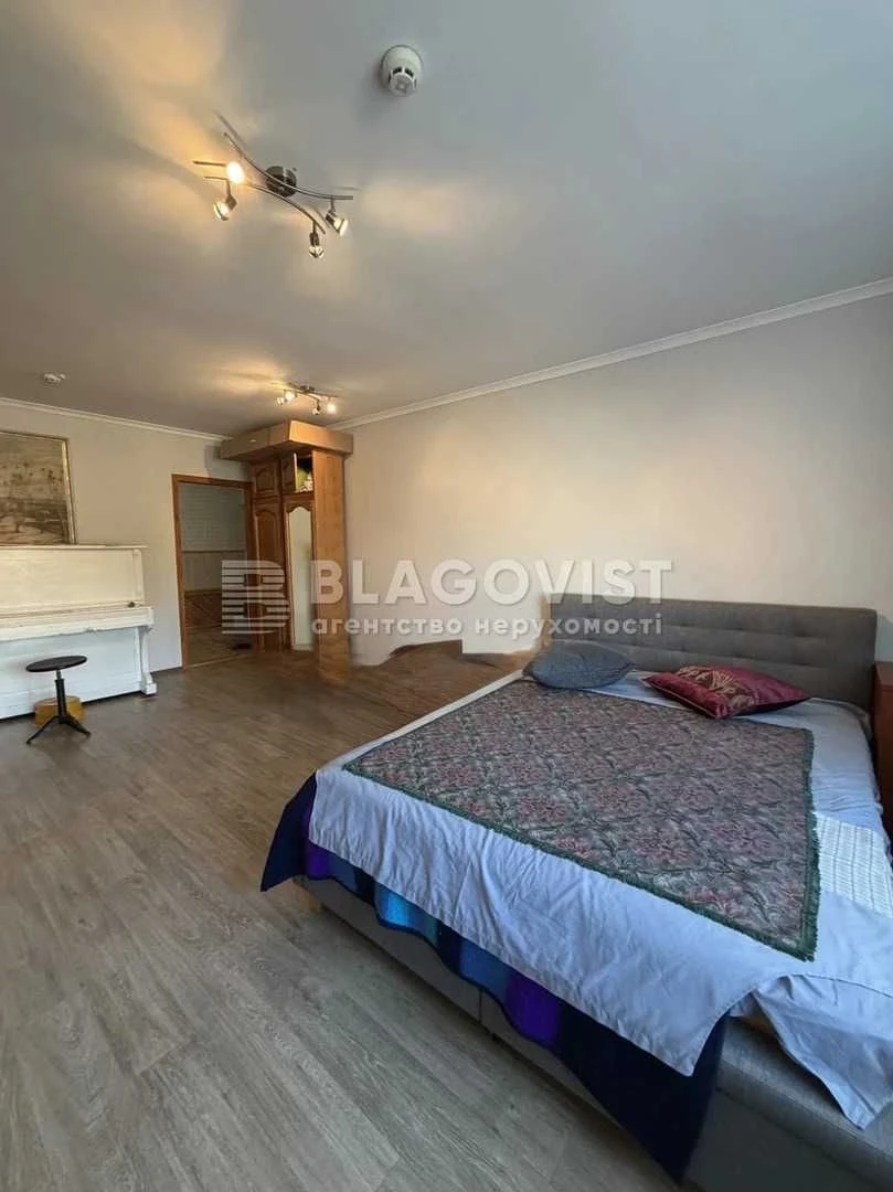 Best Offer! Sale of a 2-bedroom apartment of 88.4 sq m on Baidi-Vishnevytsky Street